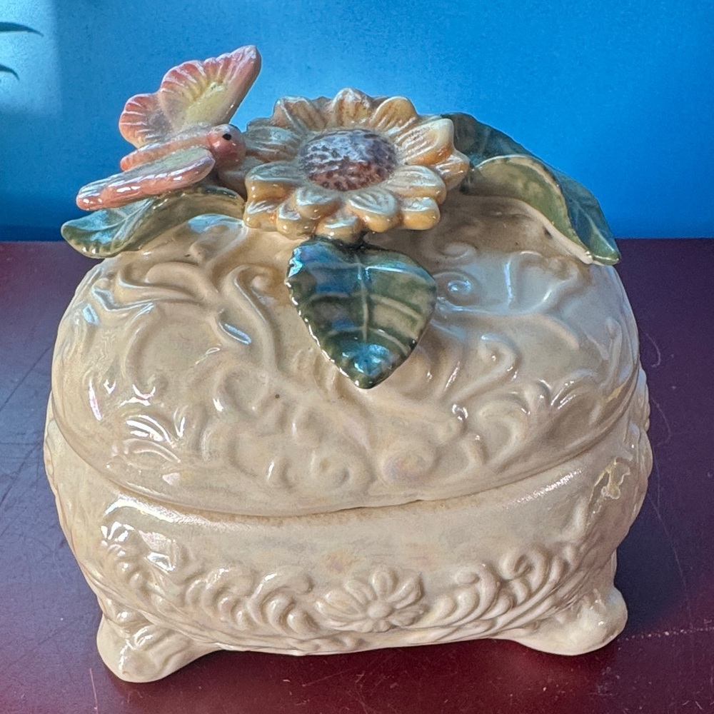 Vintage iridescent Floral Ceramic Trinket Box